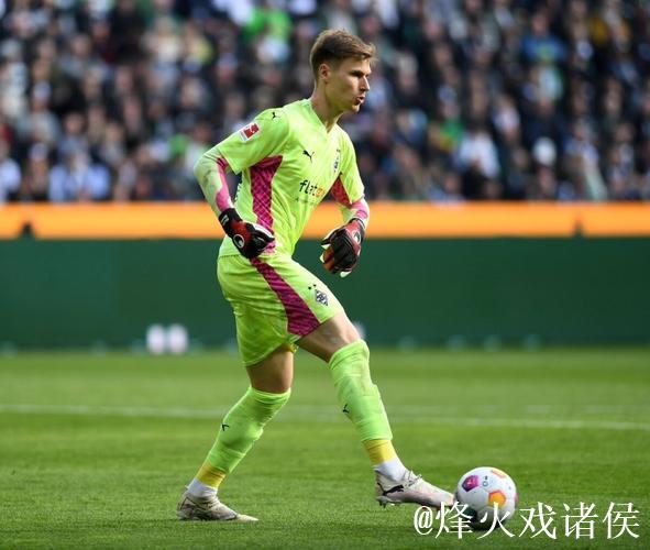 图片报：门兴门将尼古拉斯表现抢眼，应入选德国国家队