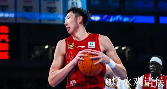 沈梓捷加盟北控 曾两次荣膺CBA最佳防守球员 沈梓捷加盟北控 曾两次荣膺CBA最佳防守球员